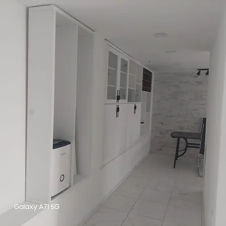 Aloha Beach Front Vacation Rental Ulcinj Exterior photo