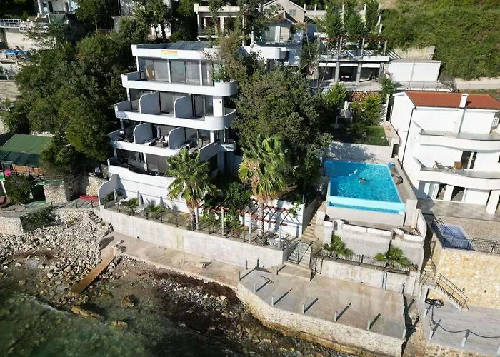 Aloha Beach Front Vacation Rental